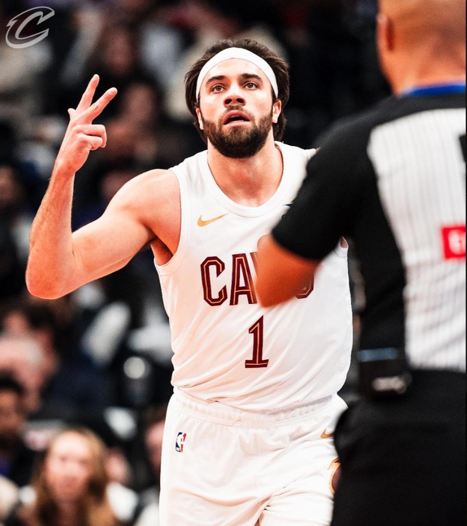 猛龙表现不俗战胜勇士,力挺东部王座的简单介绍 猛龙表现不俗战胜勇士,力挺东部王座的简单介绍