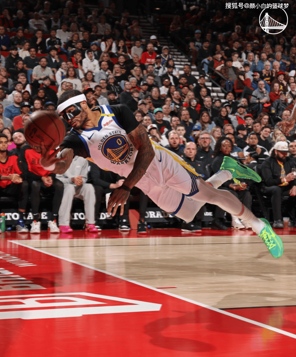 开云体育网页版登录入口-开拓者客场大胜马刺，东部征战取胜