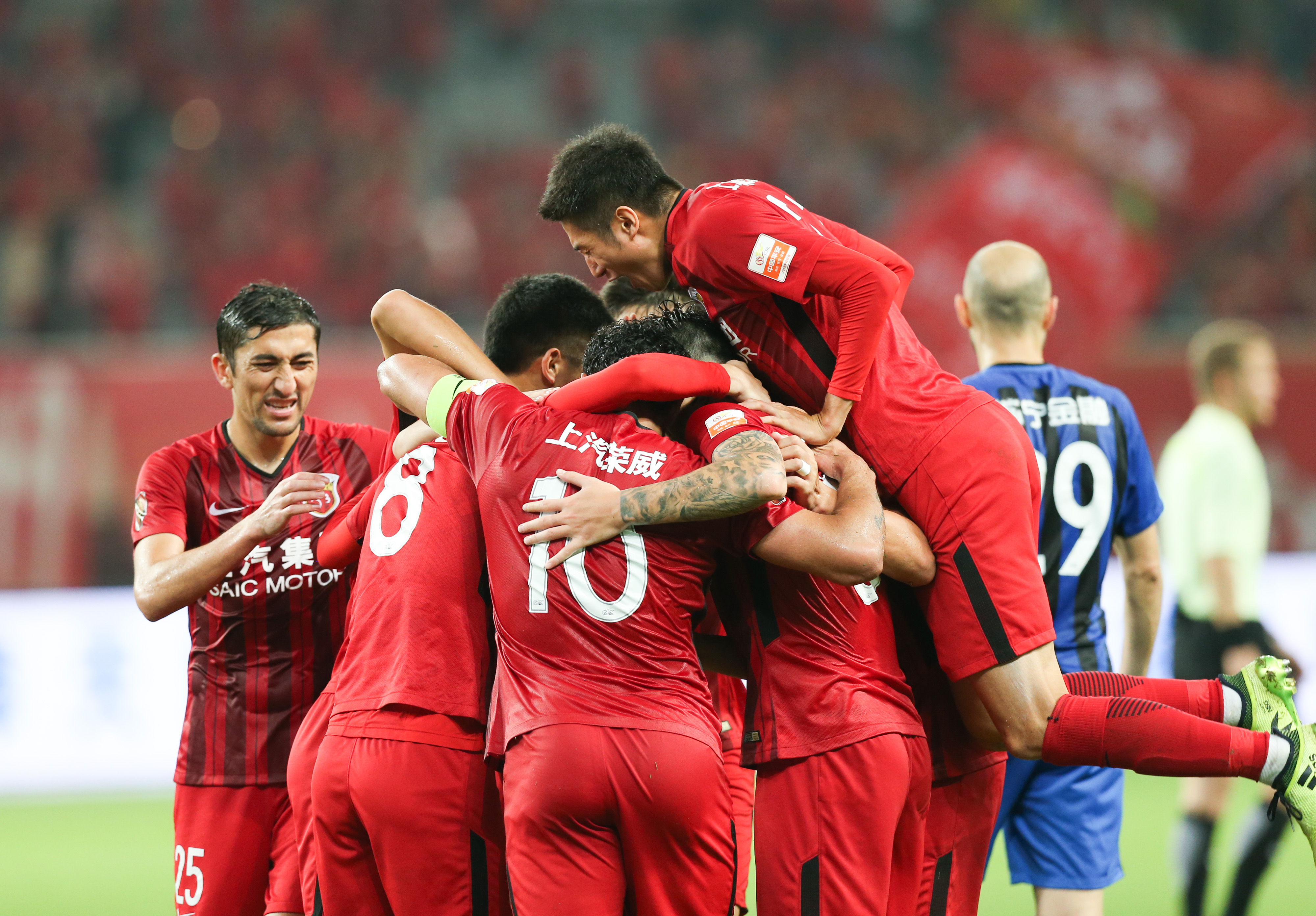 关于江苏苏宁轻松击败佳兆业,取得联赛两连胜的信息 关于江苏苏宁轻松击败佳兆业,取得联赛两连胜的信息