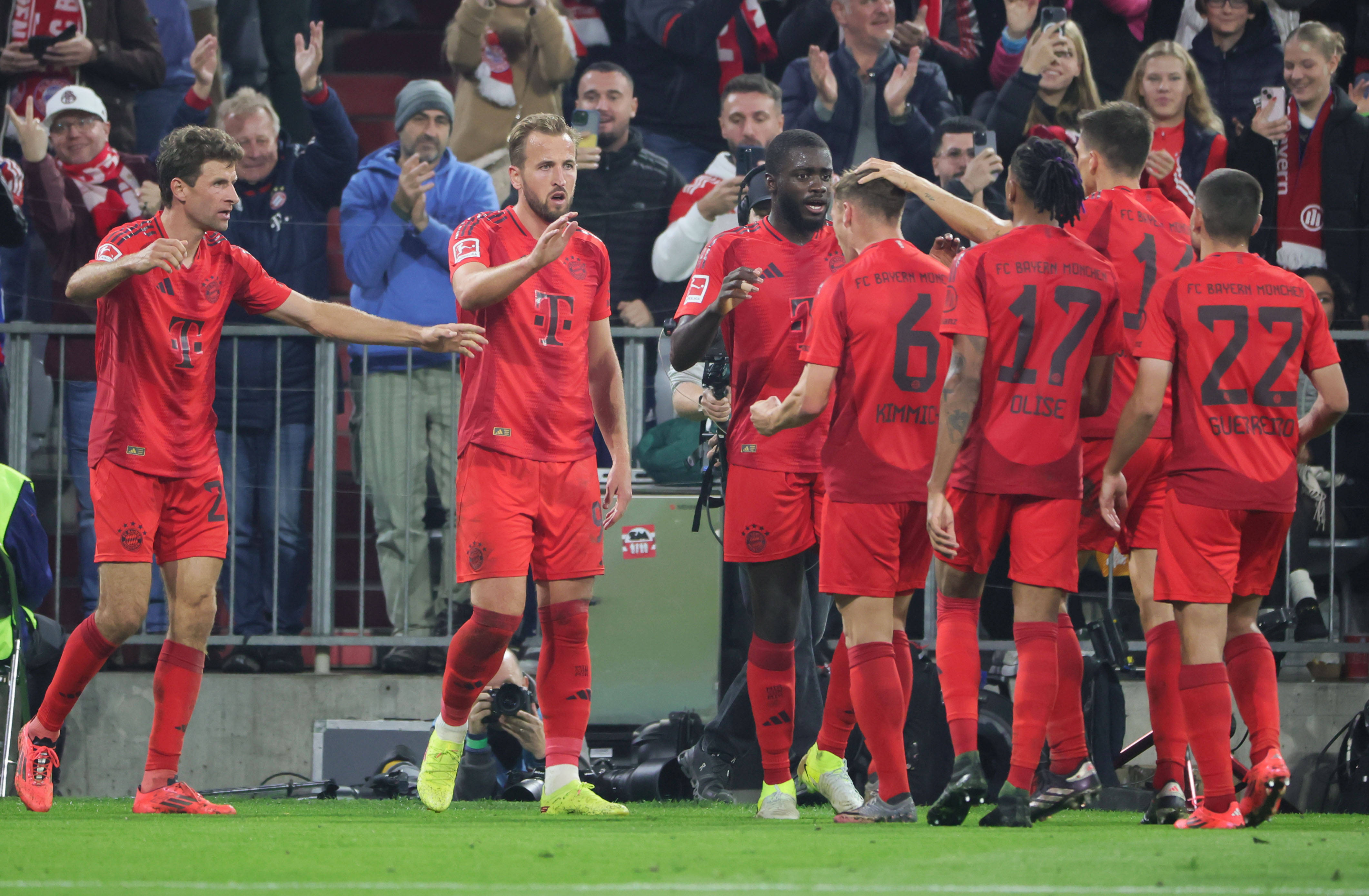 巴萨挑战拜仁砥砺前行向胜利而去 巴萨挑战拜仁砥砺前行向胜利而去