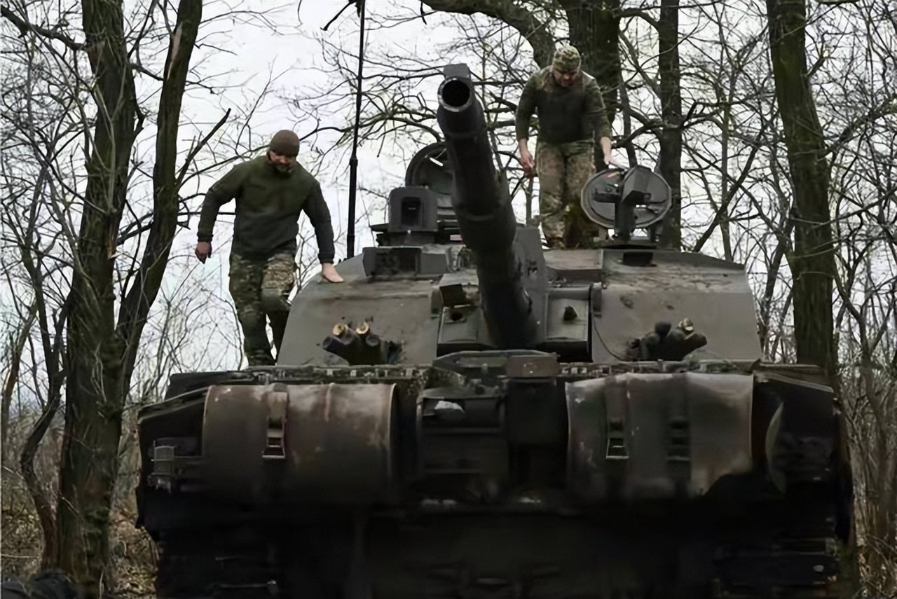 柏莱达取得胜利，士气大振直迈