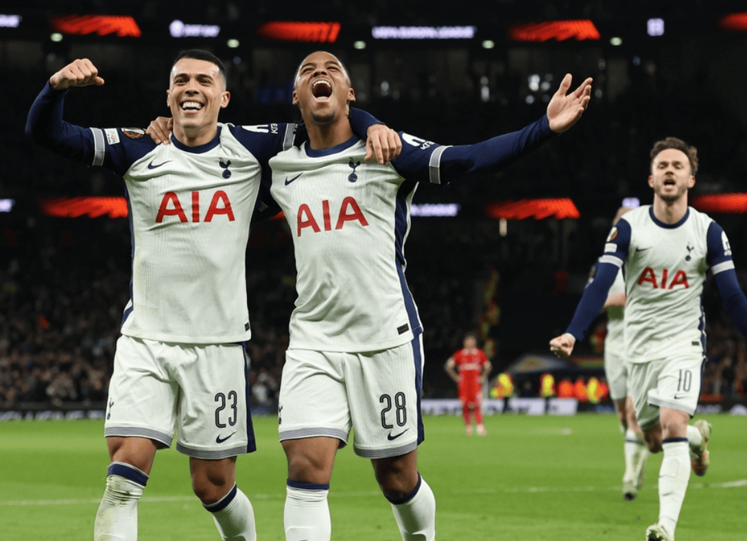 欧洲劲旅登顶洲际足坛，实力无敌