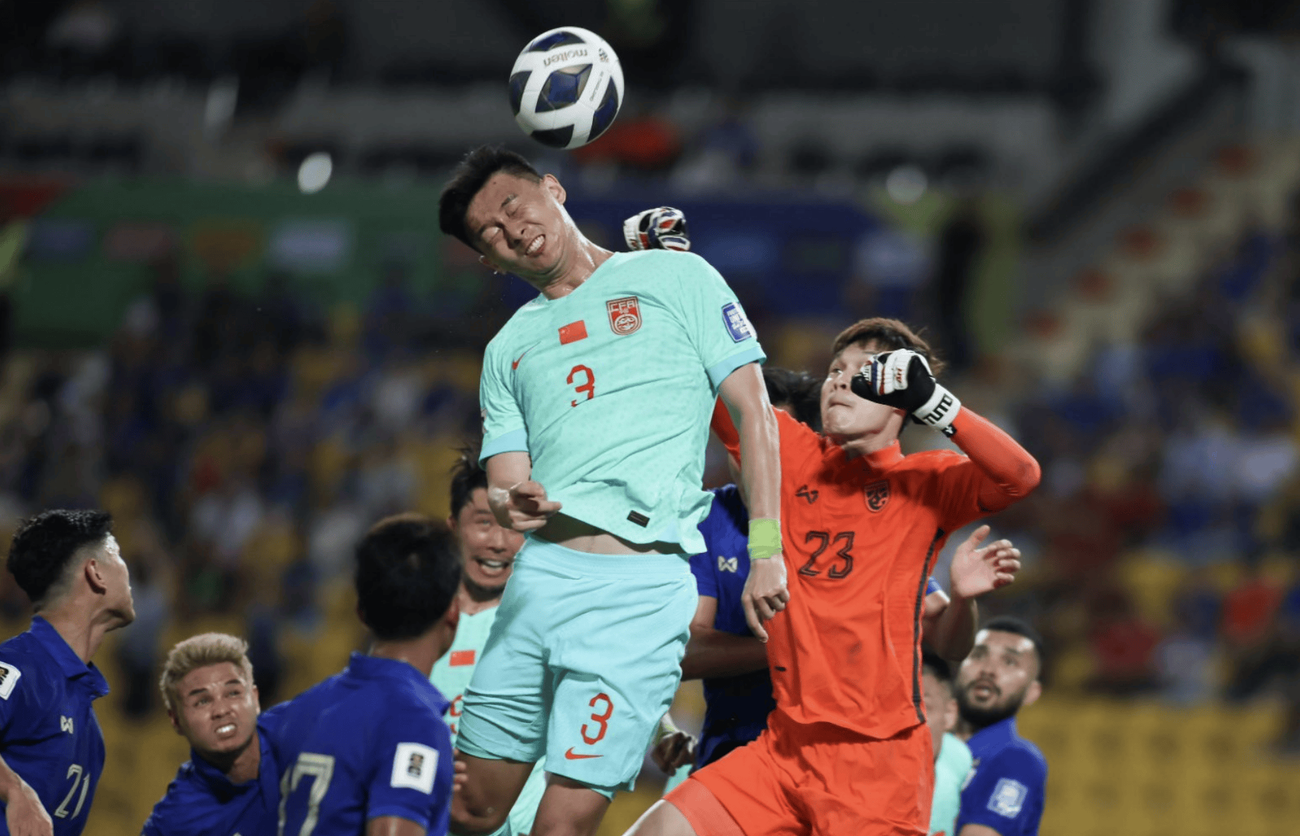 开云体育网页版登录入口-包含爆料：汉堡主场被逼平，险象环生的词条