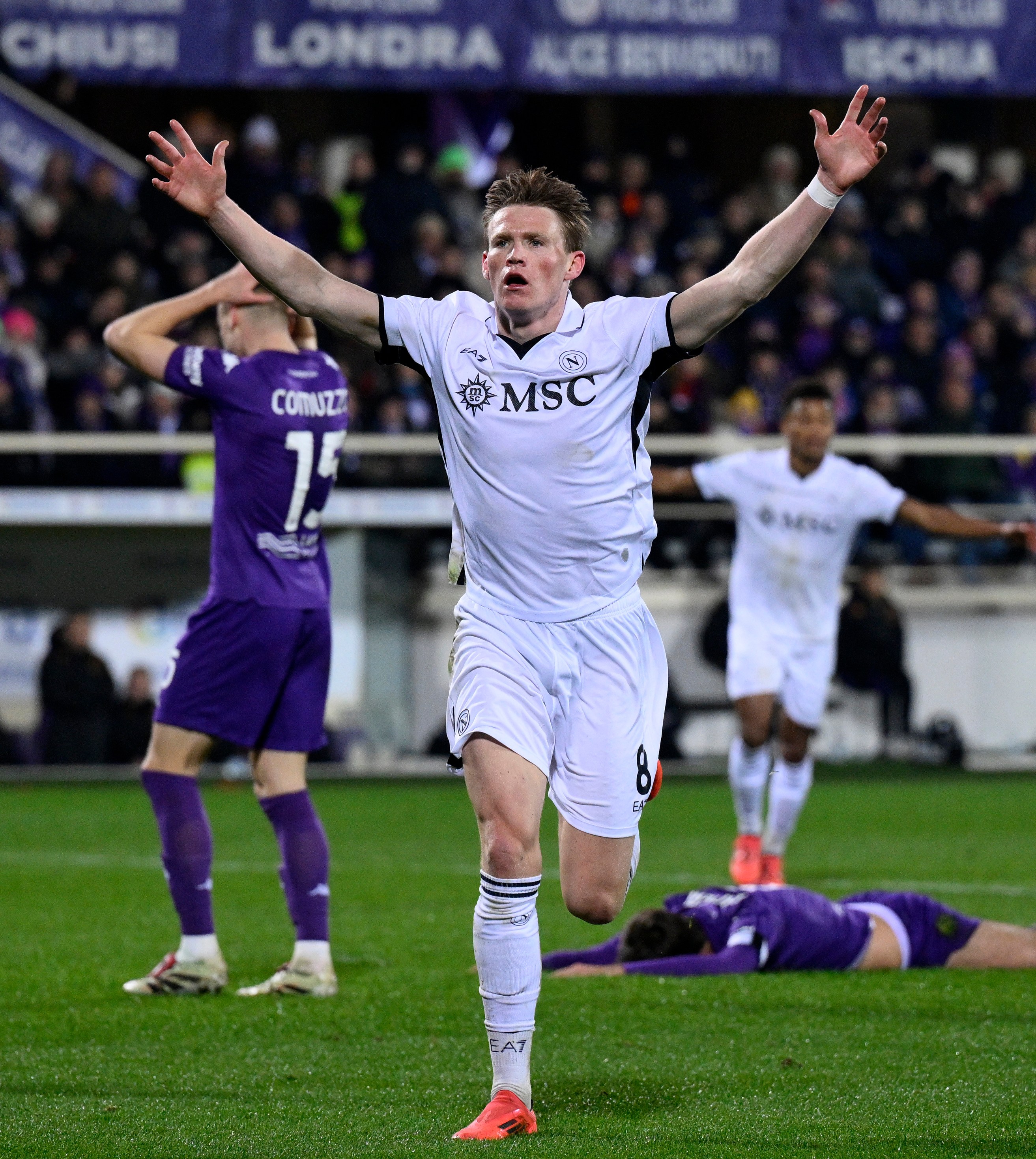 开云体育app下载-佛罗伦萨主场击败那不勒斯，取得四连胜