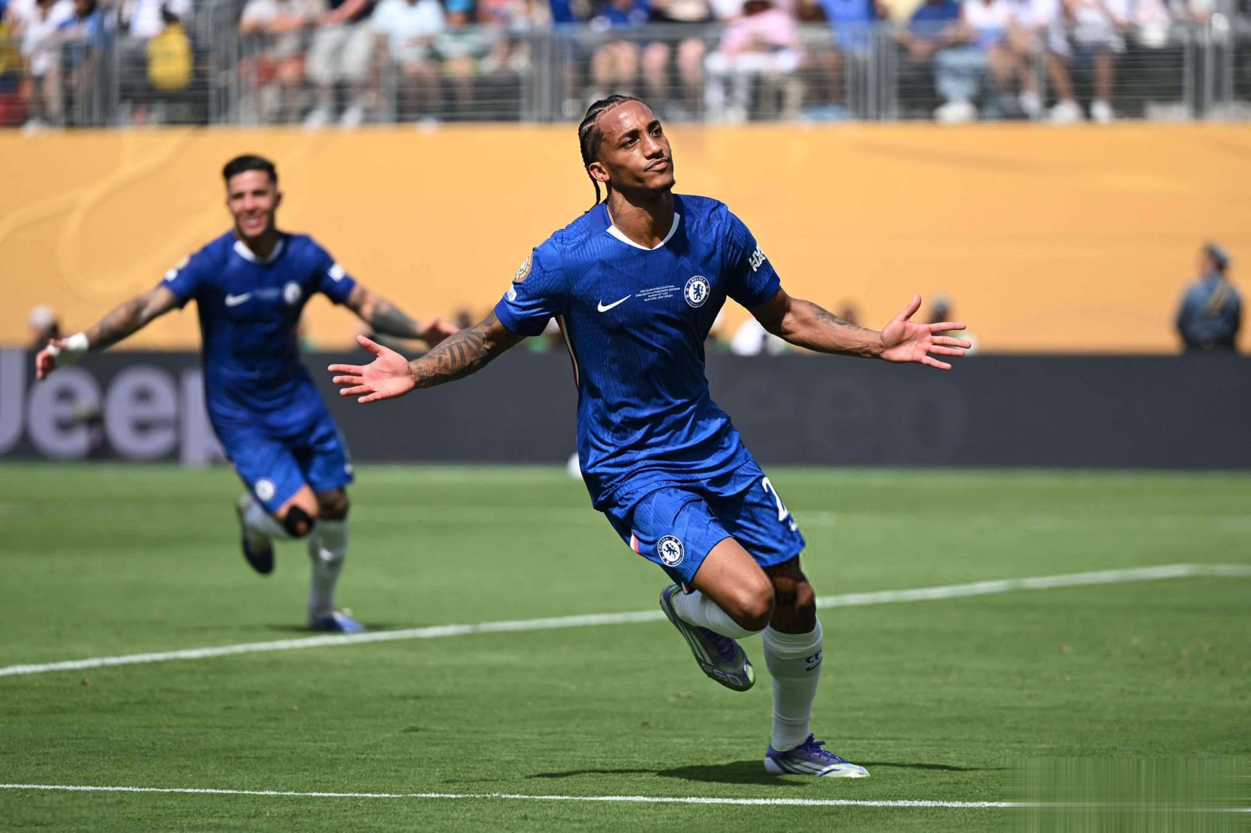 开云体育入口-切尔西中场表现神勇，成为球队重要防守