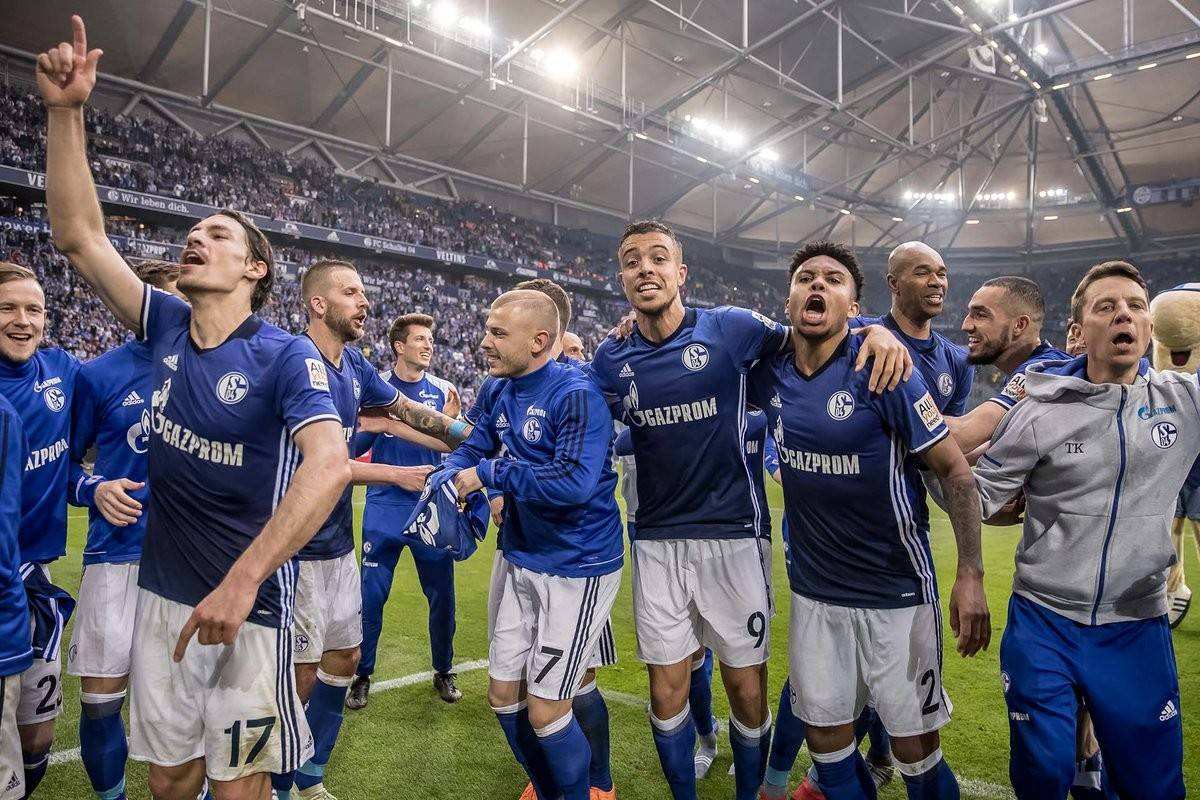 关于沙尔克04遭遇门兴格拉德巴赫挑战的信息 关于沙尔克04遭遇门兴格拉德巴赫挑战的信息