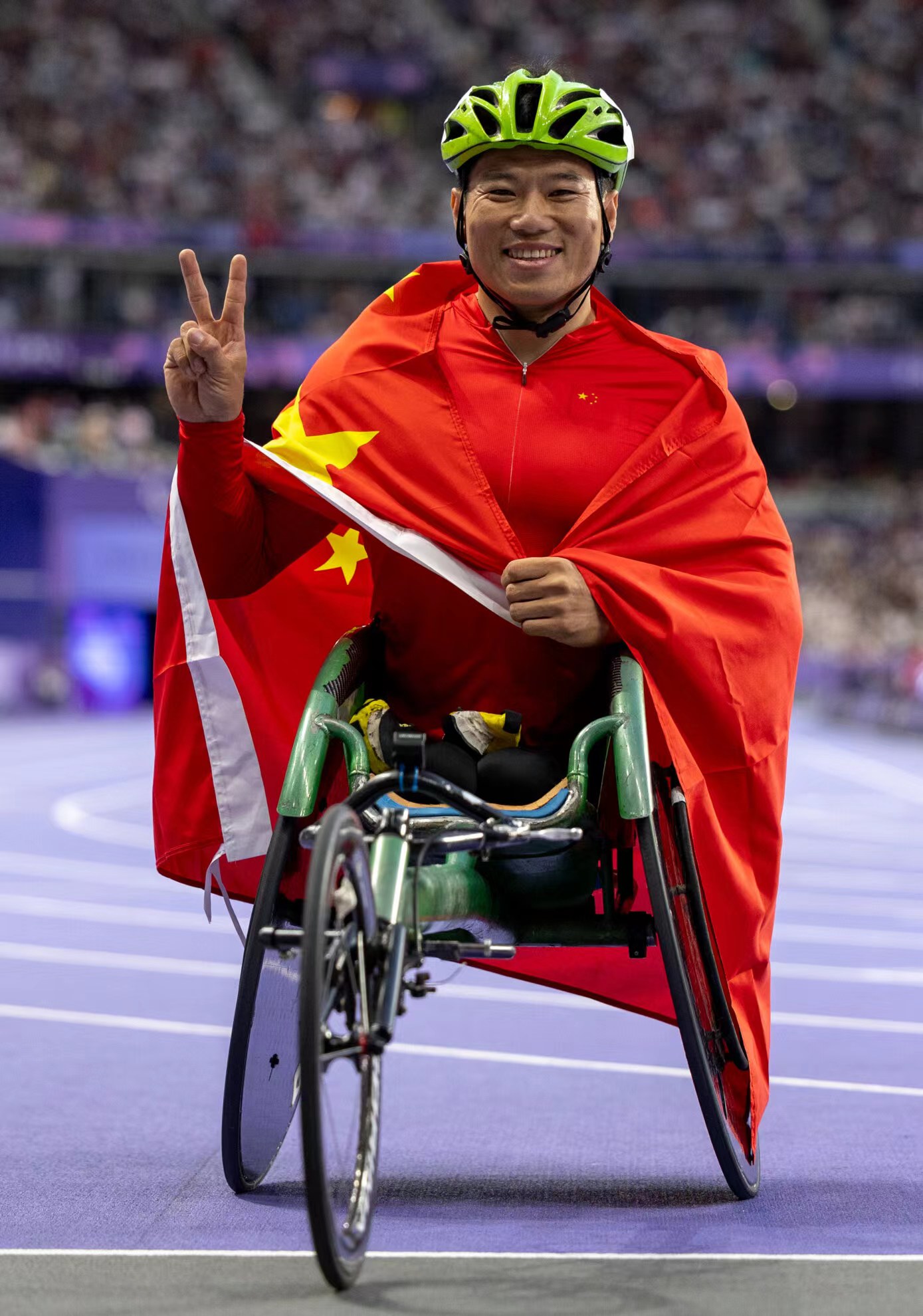 包含体育明星突破个人极限,斩获优异成绩的词条 包含体育明星突破个人极限,斩获优异成绩的词条