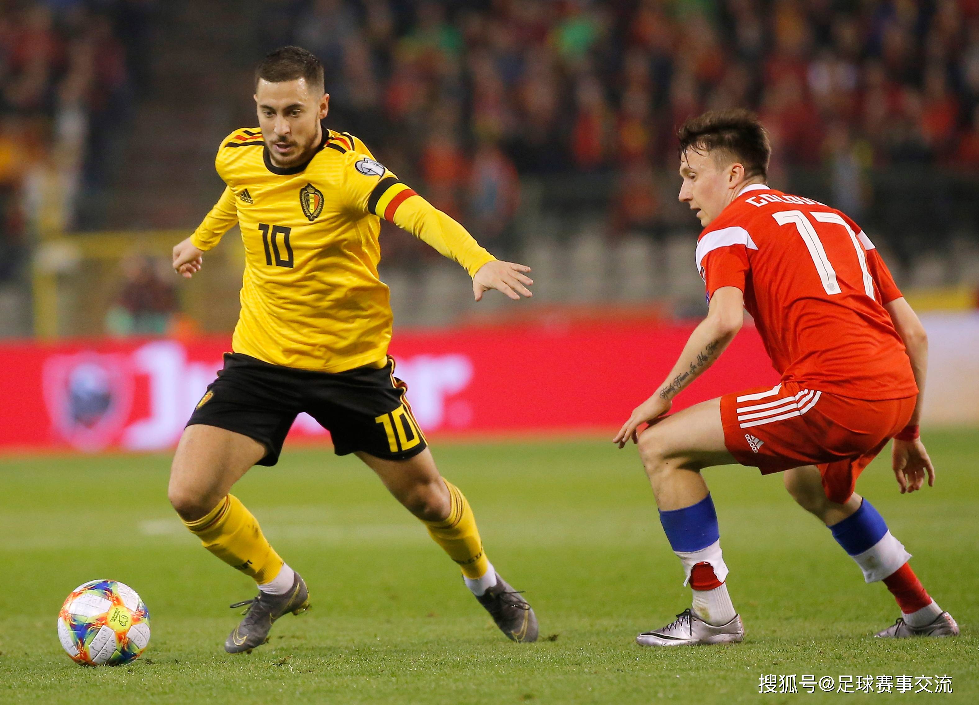 激情四射的足球比赛,赛场燃情火热势不可挡的简单介绍 激情四射的足球比赛,赛场燃情火热势不可挡的简单介绍