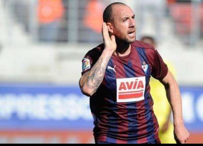 开云体育登录入口-埃瓦尔客场斩获胜利，继续保持不败纪录的简单介绍