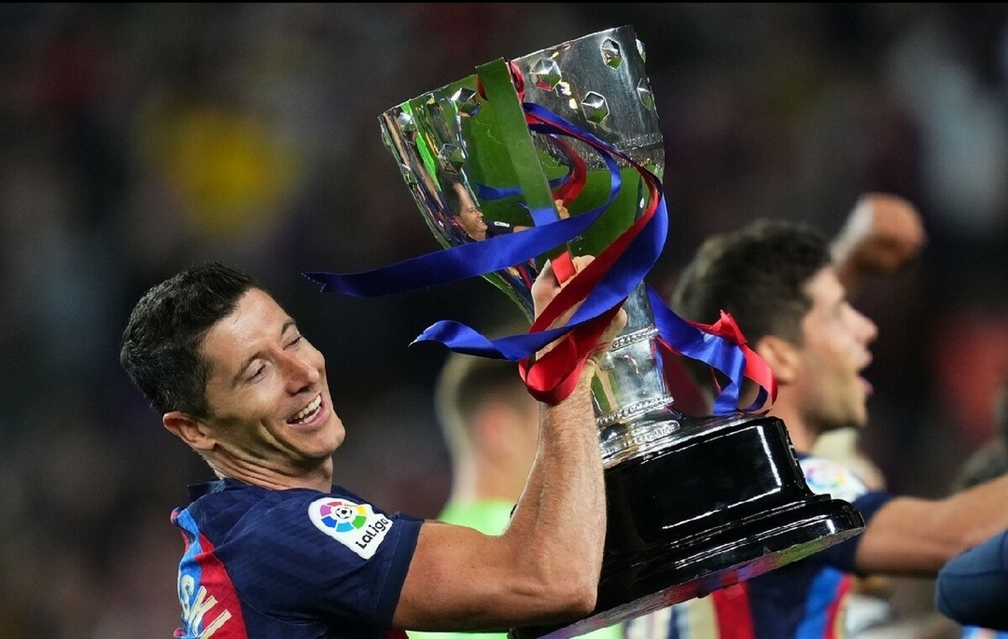 乌拉圭前锋在欧洲杯比赛中赢得个人荣誉