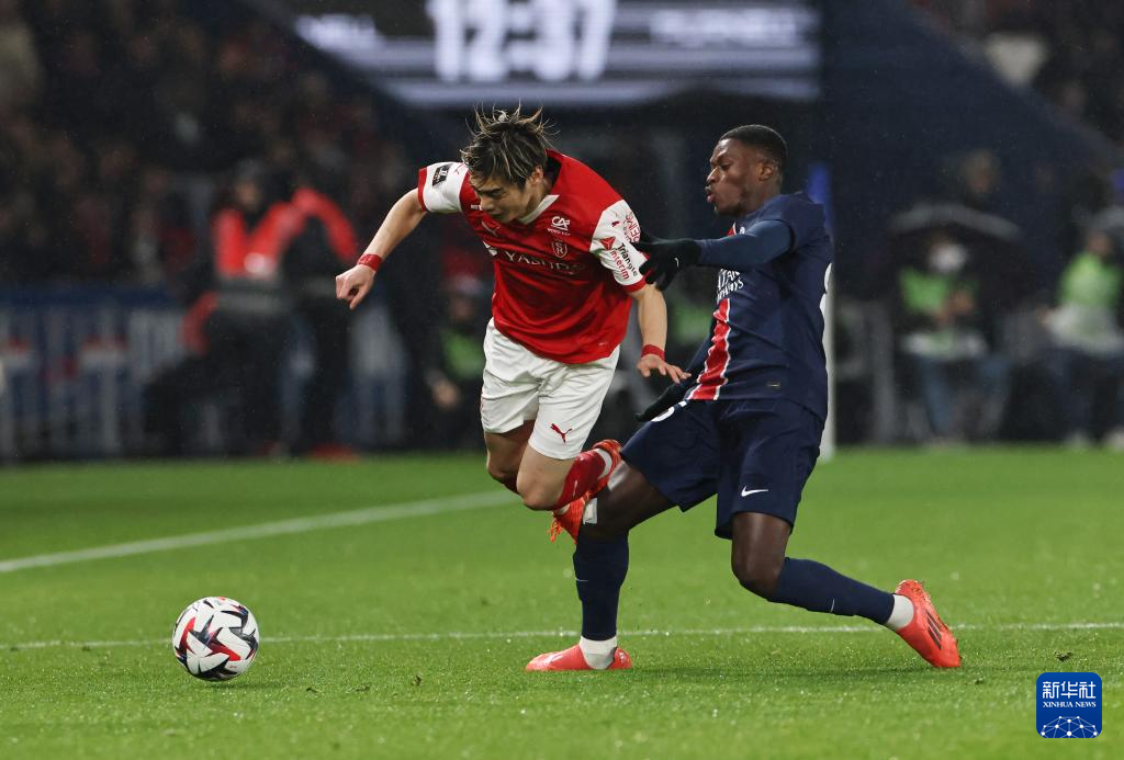 梅斯主场战平巴黎圣日耳曼,表现令人印象深刻 梅斯主场战平巴黎圣日耳曼,表现令人印象深刻