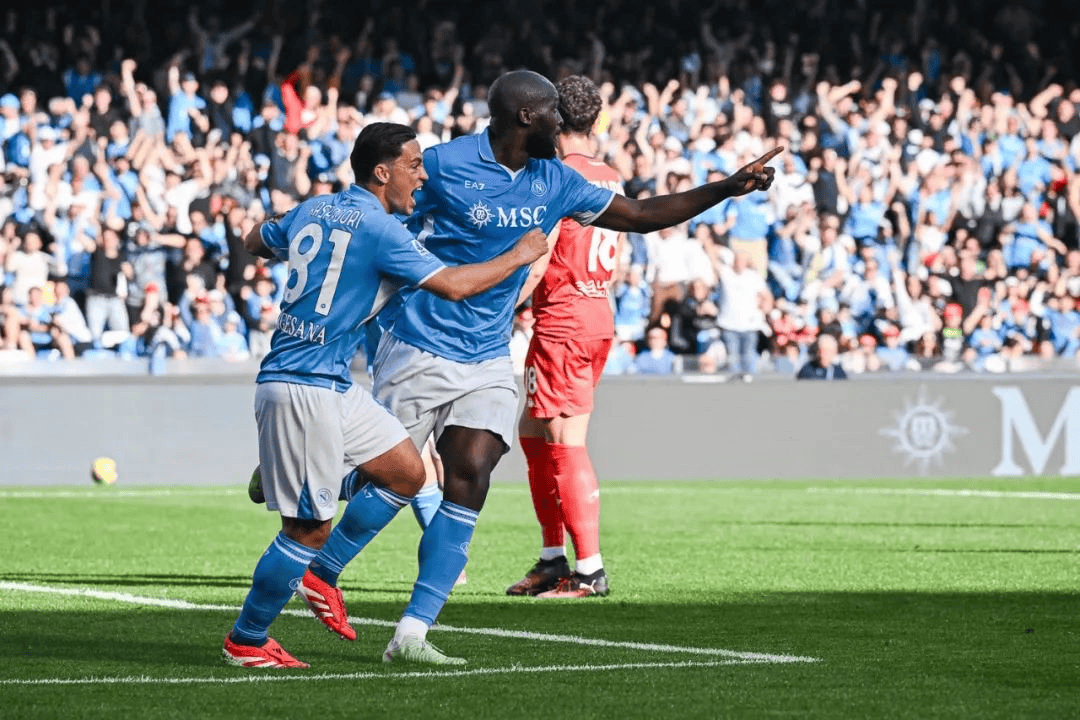 意大利之争:AC米兰对阵那不勒斯,看谁更胜一筹的简单介绍 意大利之争:AC米兰对阵那不勒斯,看谁更胜一筹的简单介绍