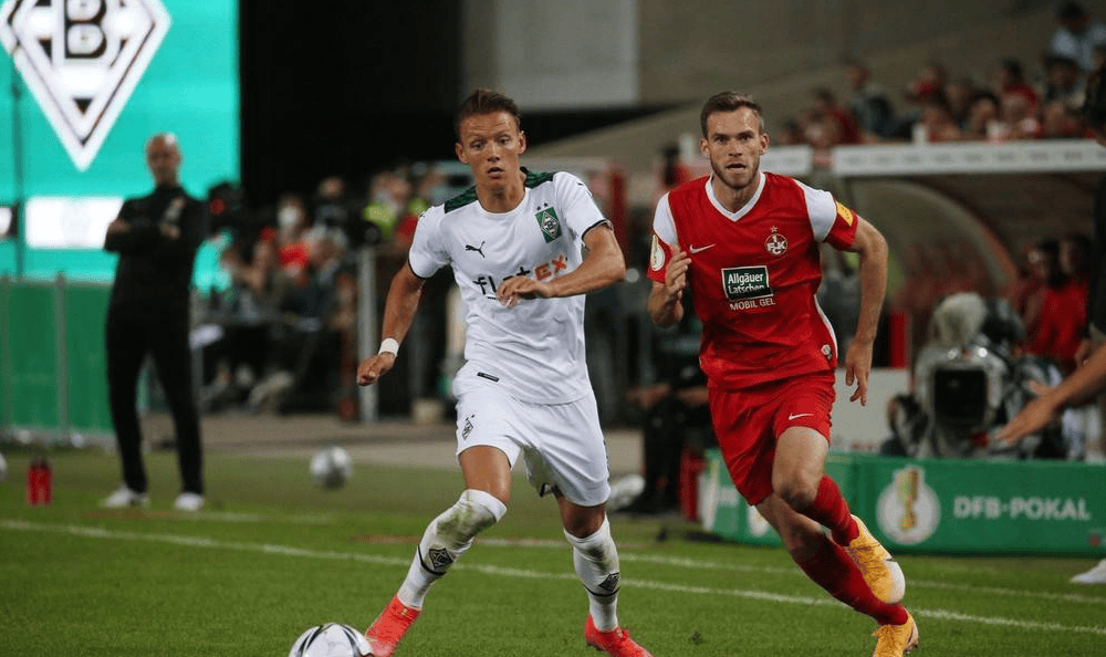 关于沙尔克球员努力拼搏,争取更多胜利的信息 关于沙尔克球员努力拼搏,争取更多胜利的信息